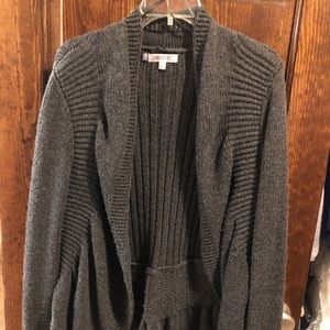 Jennifer Lopez Stylish coat sweater